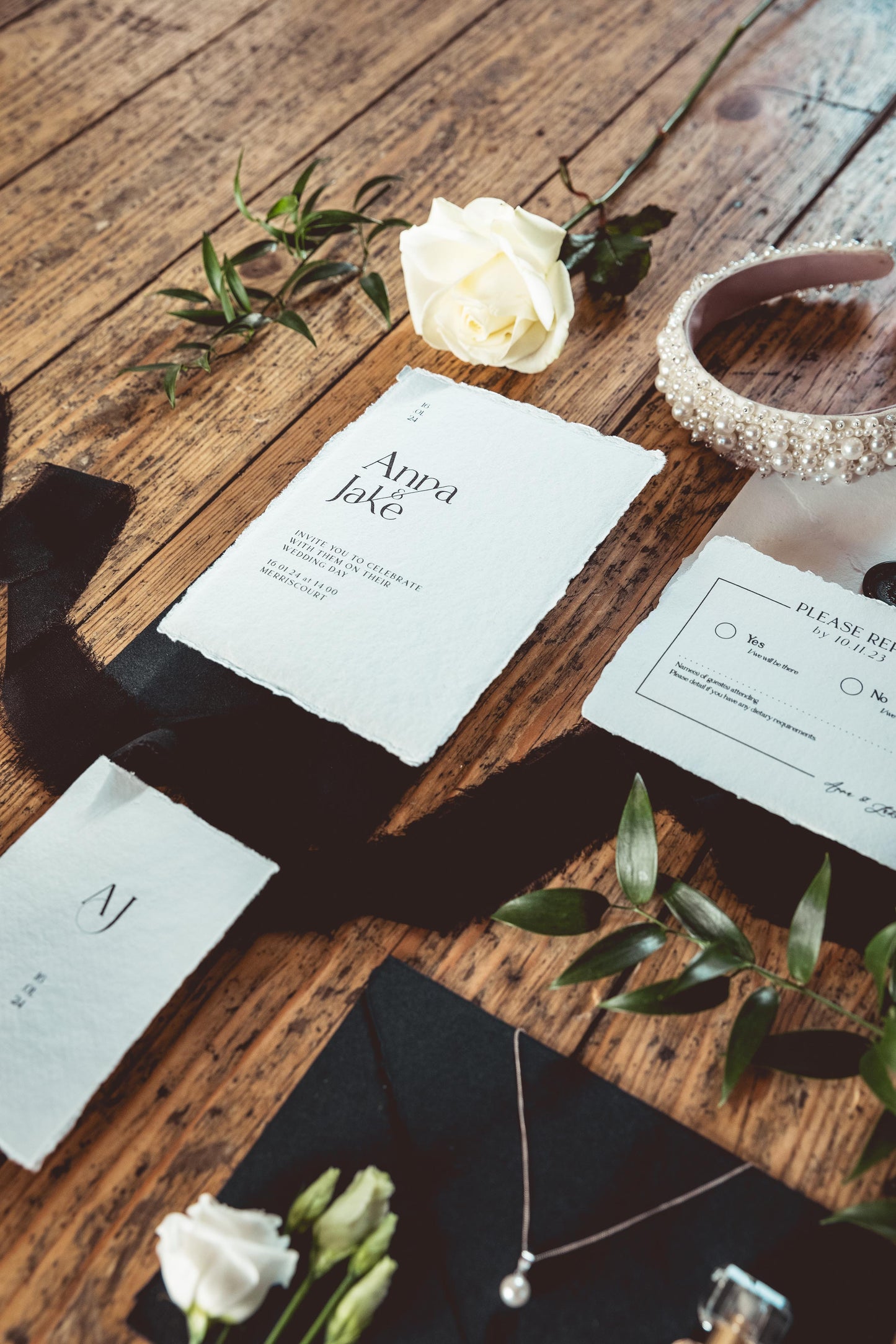 Luxurious Monochrome Wedding Menus